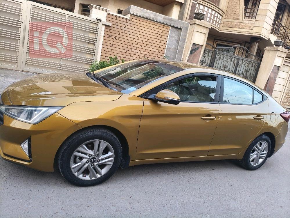 هيونداي النترا